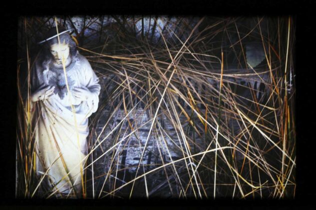 +Cruz - José Luis Miralles